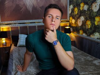 BrandonLars anal livesex