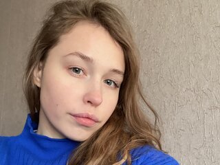 ElleMill recorded webcam