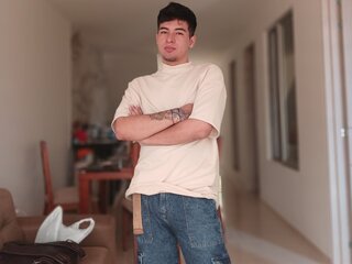 SebasDorado livejasmine webcam