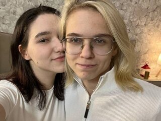 WillieAndCecilla adult pics